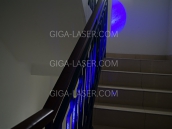 階段てすり照射　ブルーレーザーポインタIS300B